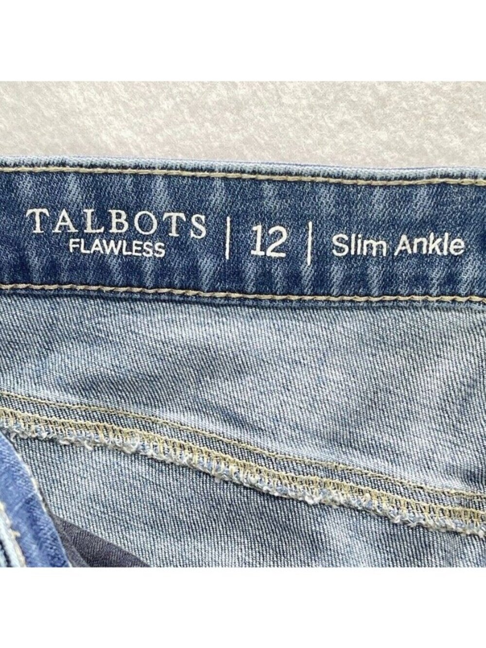 Talbots Flawless Slim Ankle Jeans Size 12 Distressed Raw Hem Medium Wash Stretch - Picture 3 of 12